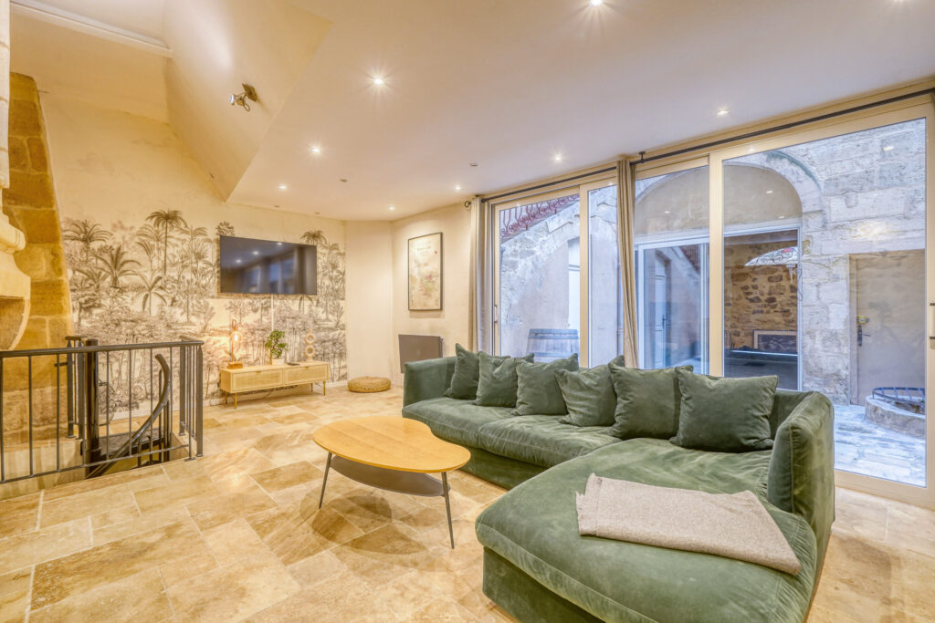 Logement-atypique-à-Bordeaux-avec-Parking